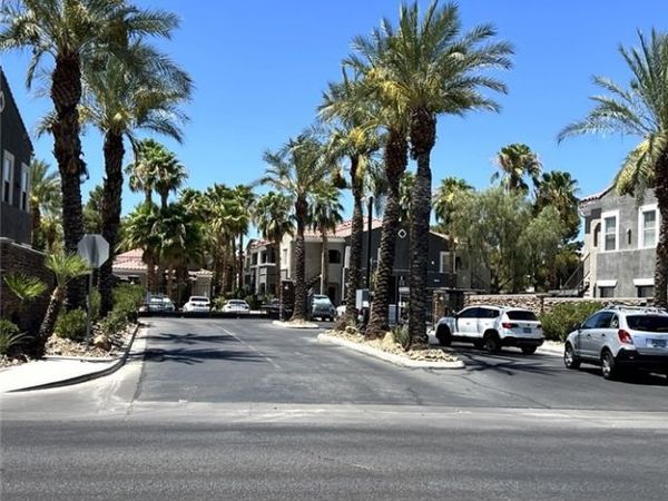10245 S Maryland Parkway , Unit 133, Las Vegas, NV 89183