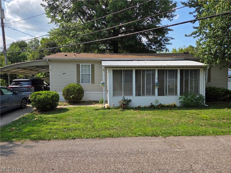8 Maple Drive , Olmsted Township, OH 44138 Photo 1