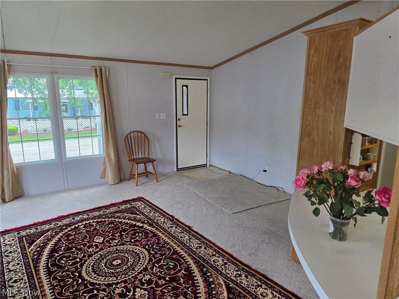 8 Maple Drive , Olmsted Township, OH 44138 Photo 6