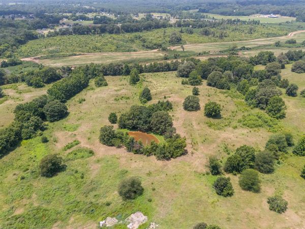 5400 BROWNSFERRY RD, Senatobia, MS 38668