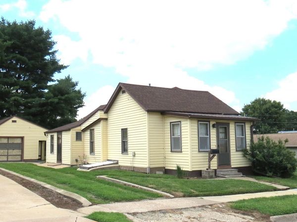 306 S Clark Street, Maquoketa, IA 52060