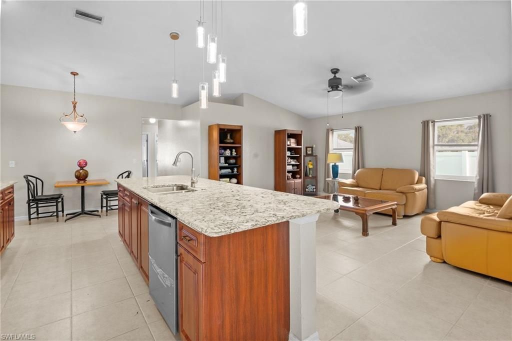 3042 NW 3rd Pl, Cape Coral, FL 33993 Photo