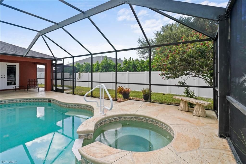3042 NW 3rd Pl, Cape Coral, FL 33993 Photo