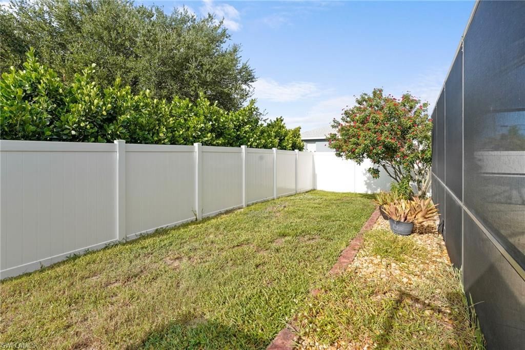 3042 NW 3rd Pl, Cape Coral, FL 33993 Photo