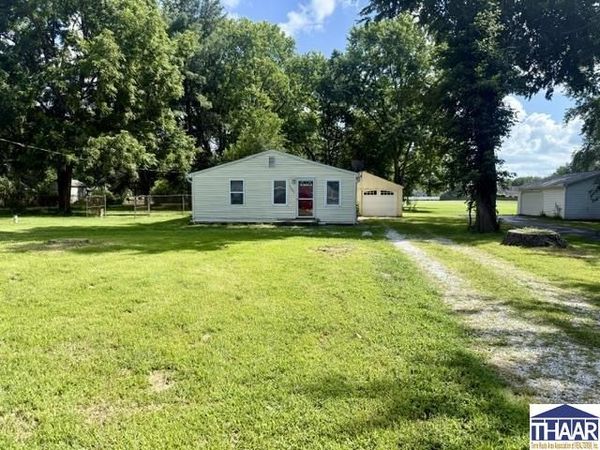 3405 E Broadlands Avenue, Terre Haute, IN 47805