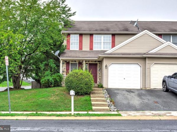 300 ELMSHIRE DRIVE, LANCASTER, PA 17603