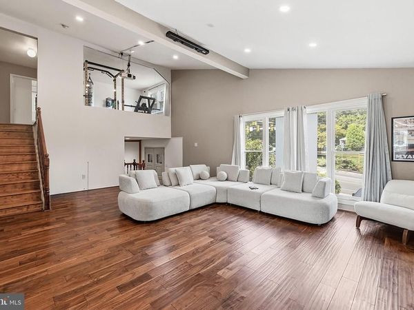 3036 SUSQUEHANNA ROAD, ABINGTON, PA 19001