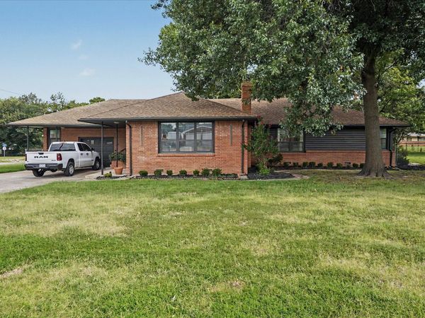 602 E Elgin Place , Broken Arrow, OK 74012