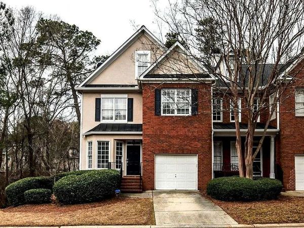 2436 Leaf Hollow Court , Atlanta, GA 30339