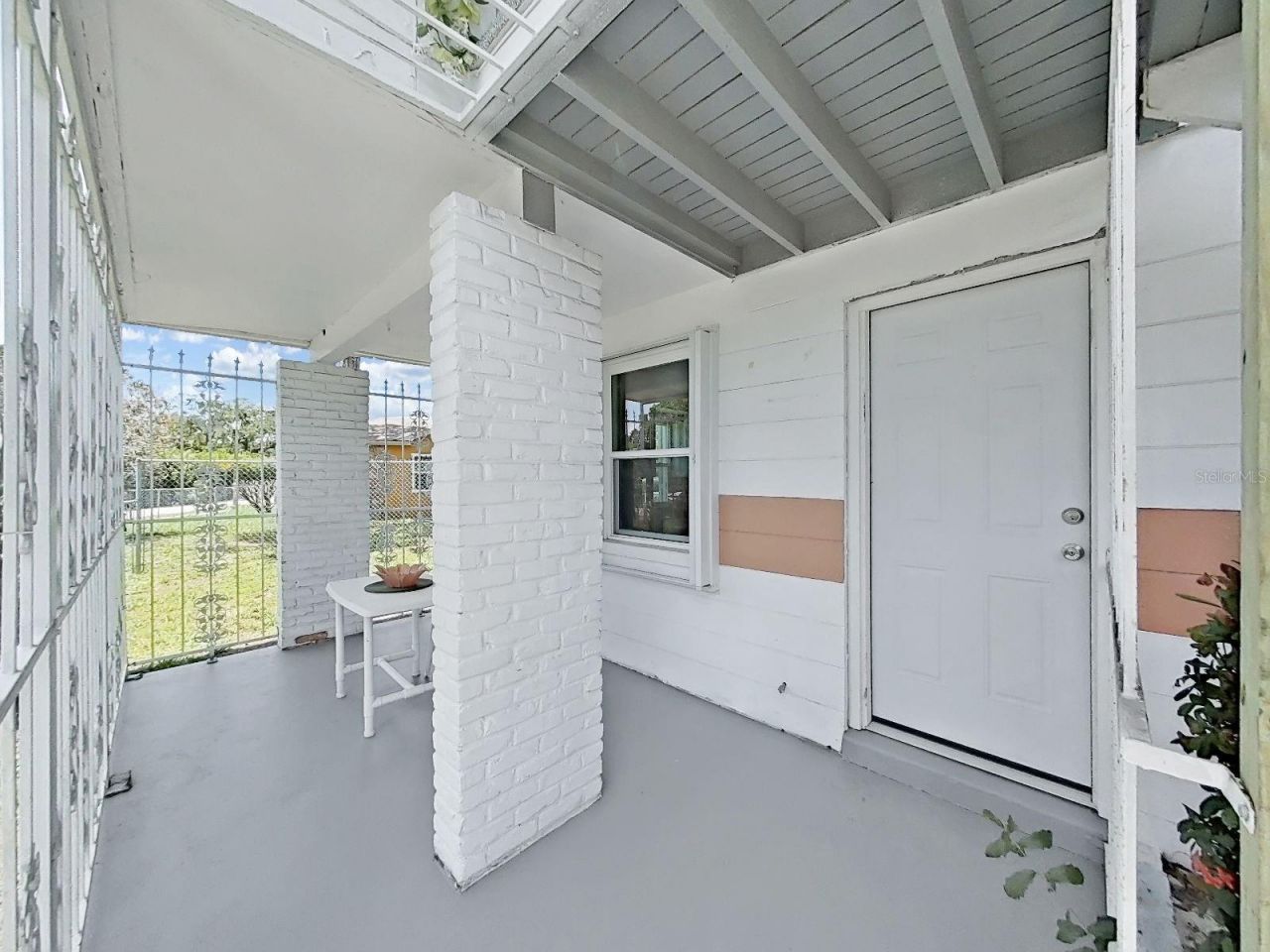 2371 7th Street S, Saint Petersburg, FL 33705 Photo