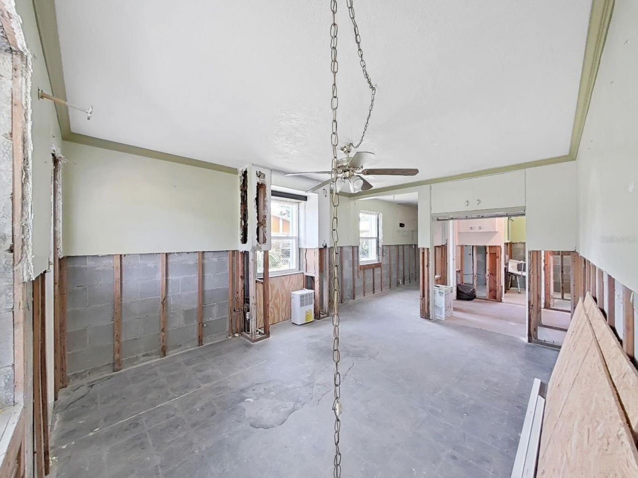 2371 7th Street S, Saint Petersburg, FL 33705 Photo