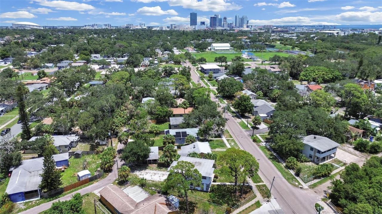 2371 7th Street S, Saint Petersburg, FL 33705 Photo