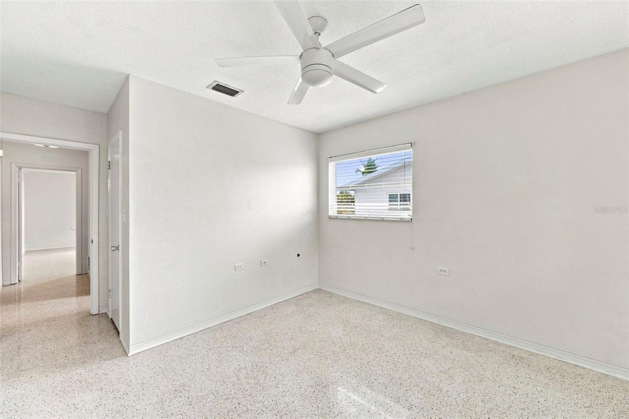 1342 Snell Isle Boulevard Ne, Unit 4, Saint Petersburg, FL 33704 Photo