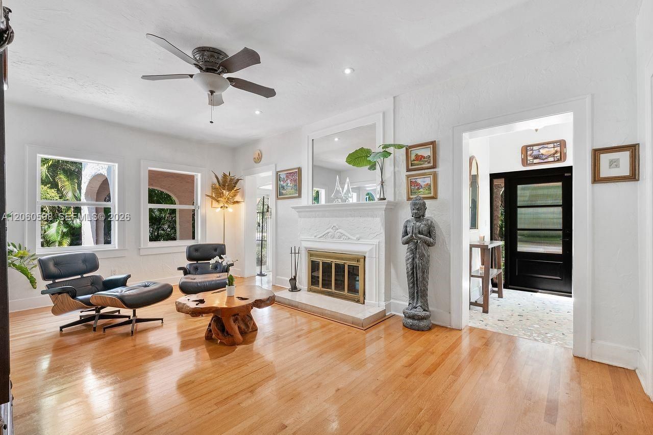 1042 Sorolla Ave, Coral Gables, FL 33134 Photo