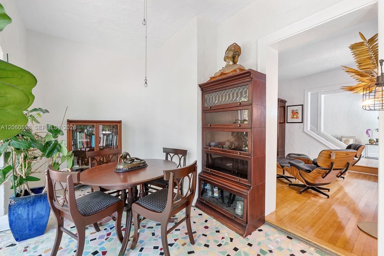 1042 Sorolla Ave, Coral Gables, FL 33134 Photo