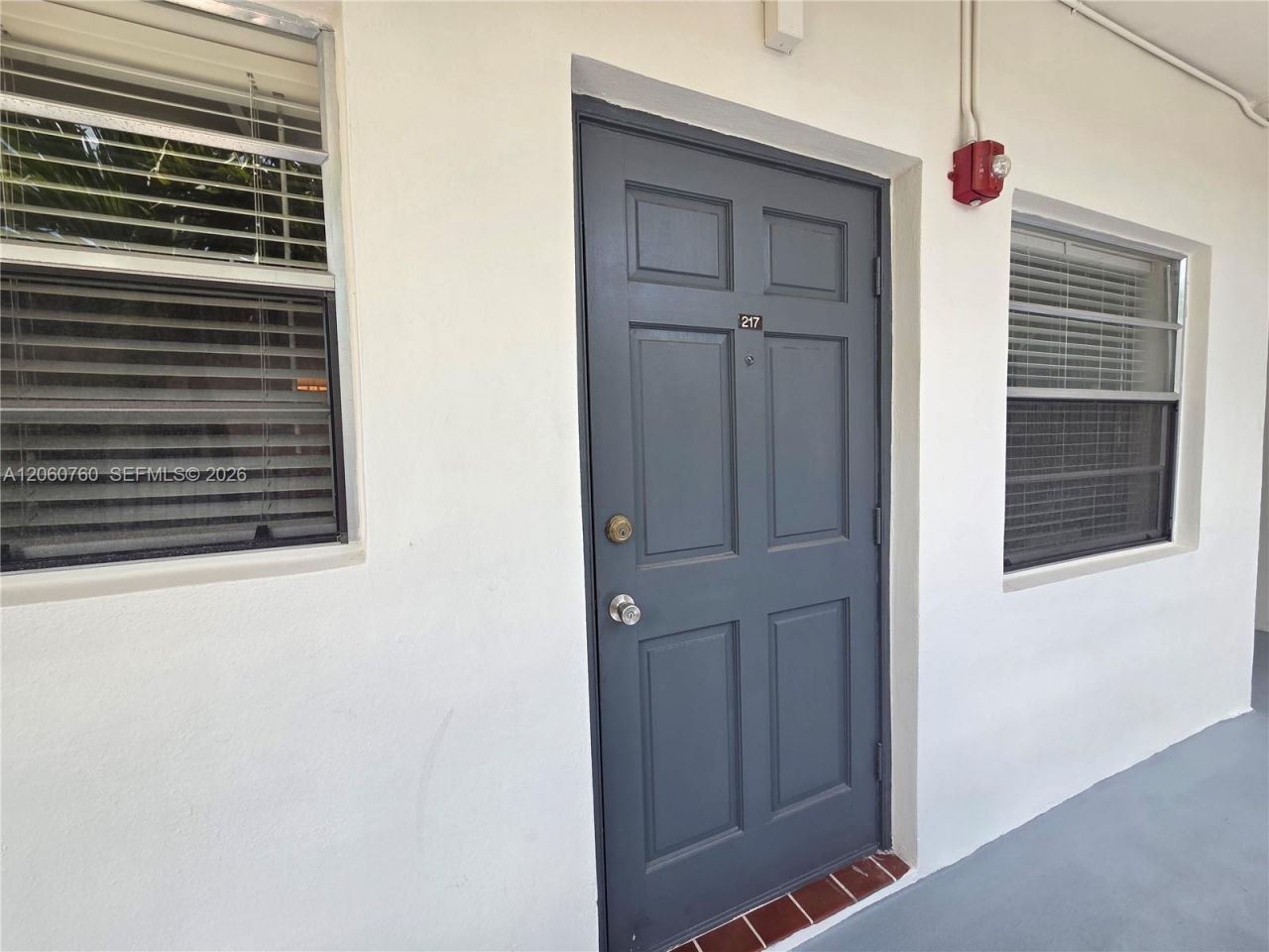 415 NE 2nd St , Unit 217, Hallandale Beach, FL 33009 Photo
