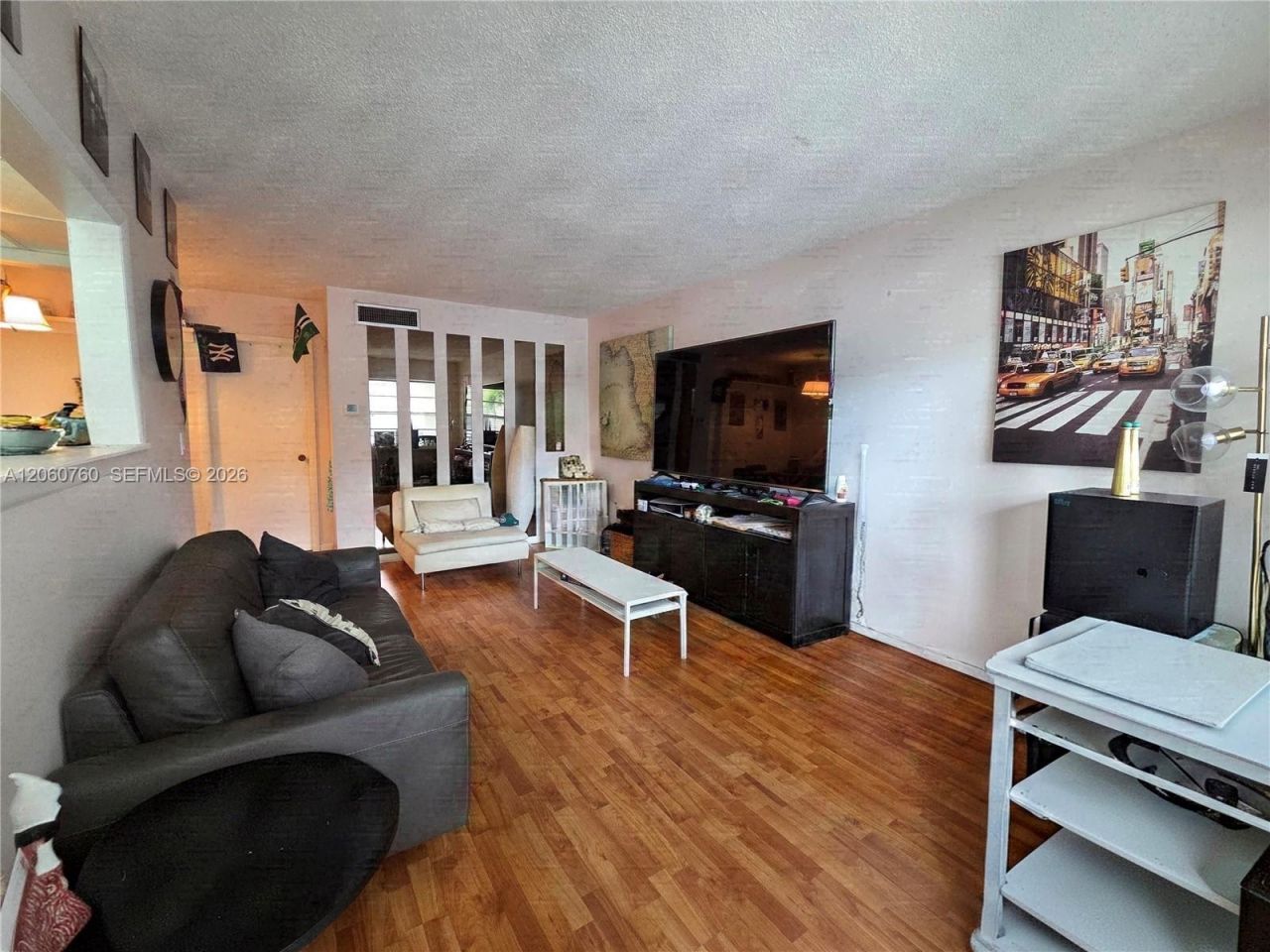 415 NE 2nd St , Unit 217, Hallandale Beach, FL 33009 Photo