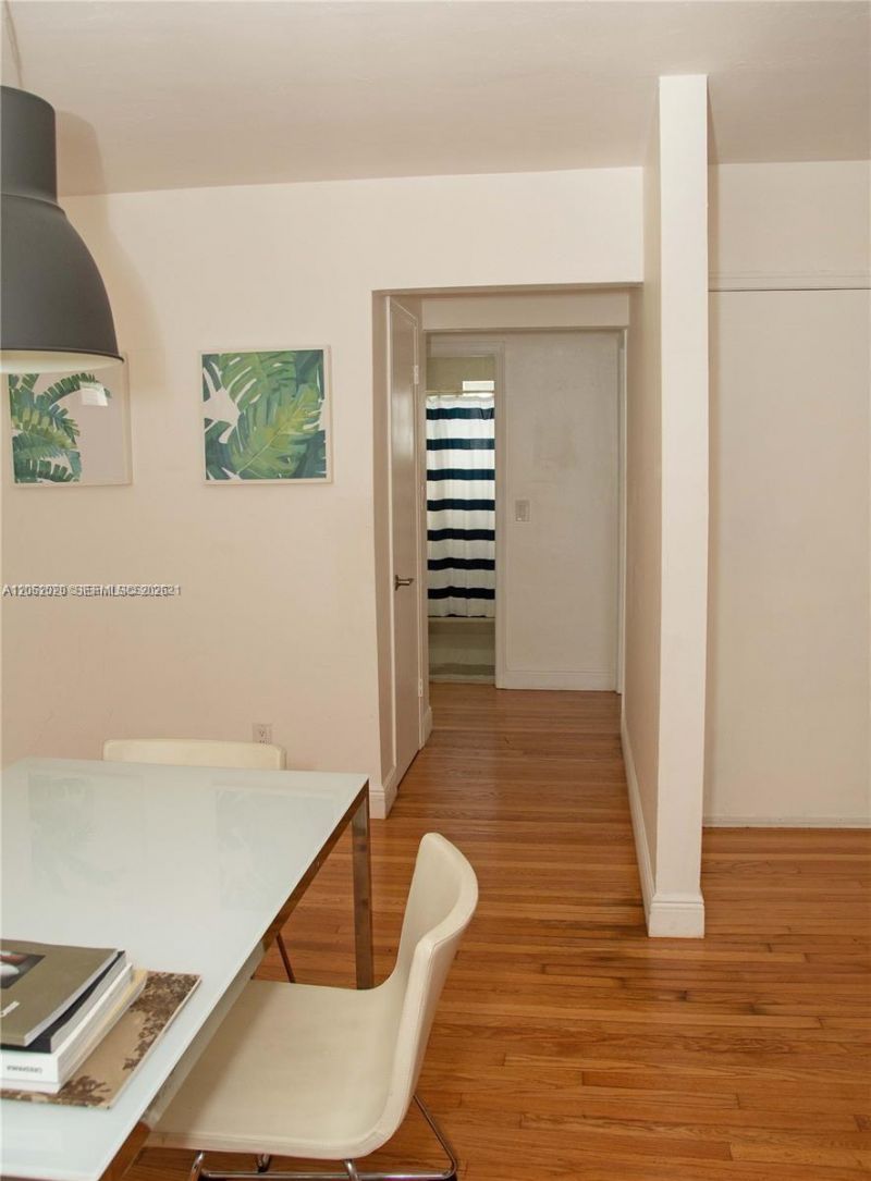 233 Madeira Ave, Unit 2, Coral Gables, FL 33134 Photo