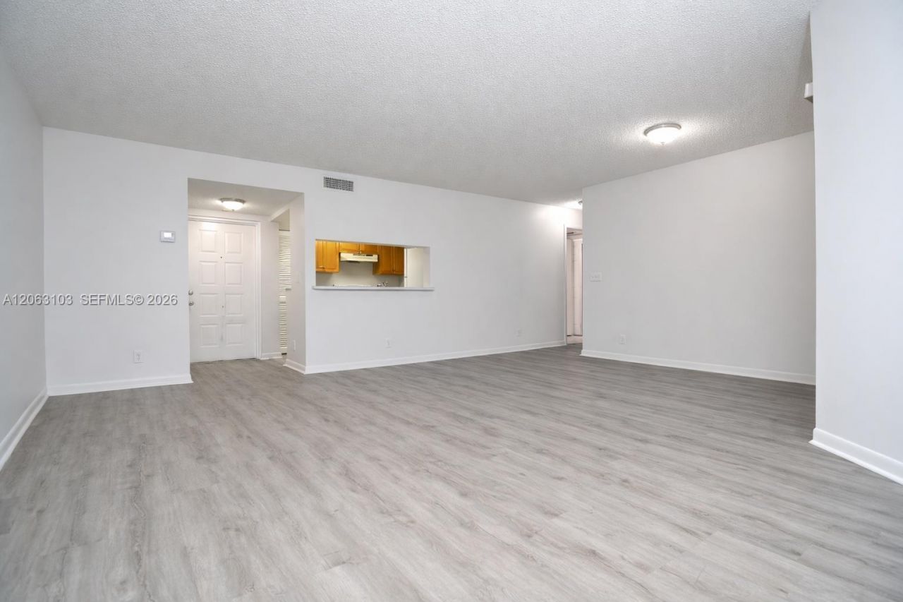9933 Westview Dr, Unit 413, Coral Springs, FL 33076 Photo