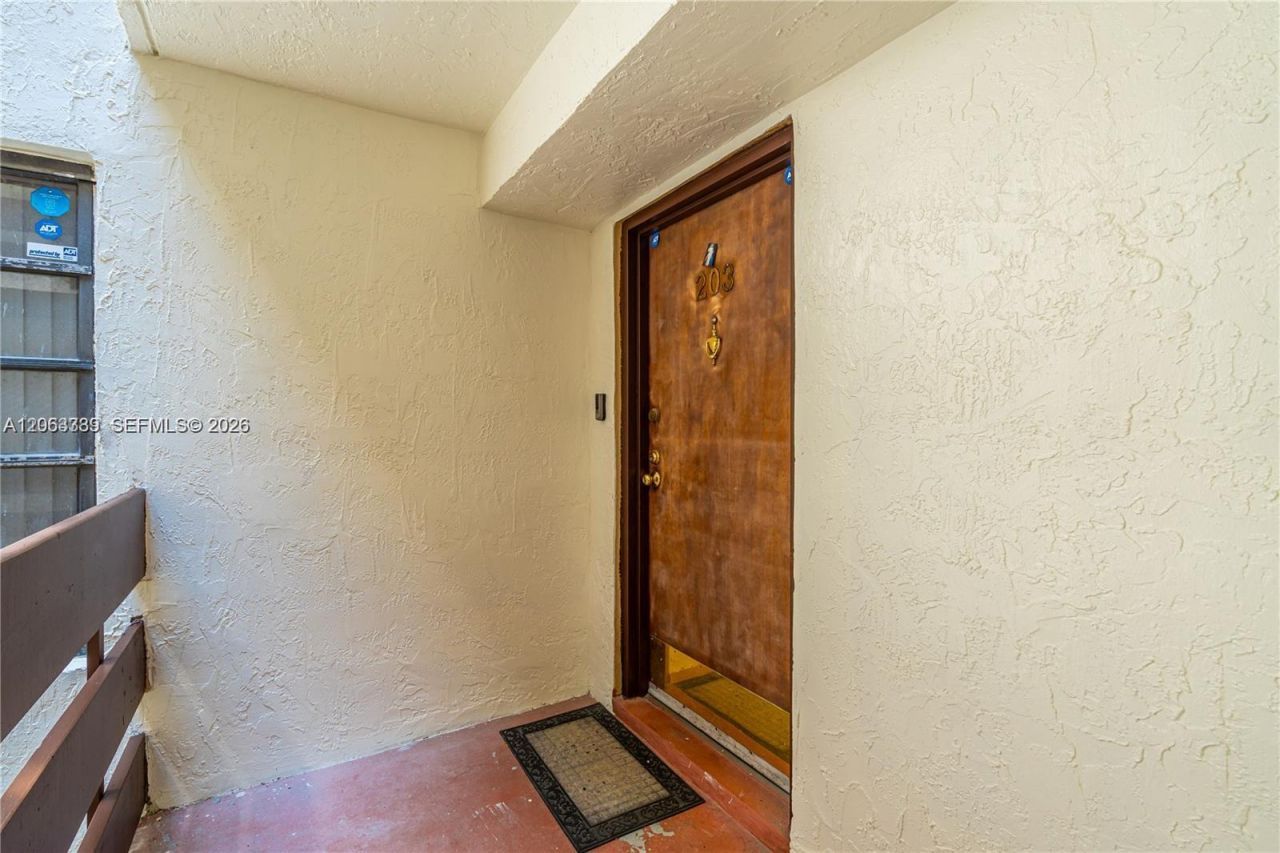 9140 SW 123rd Ct , Unit 203Q, Miami, FL 33186 Photo