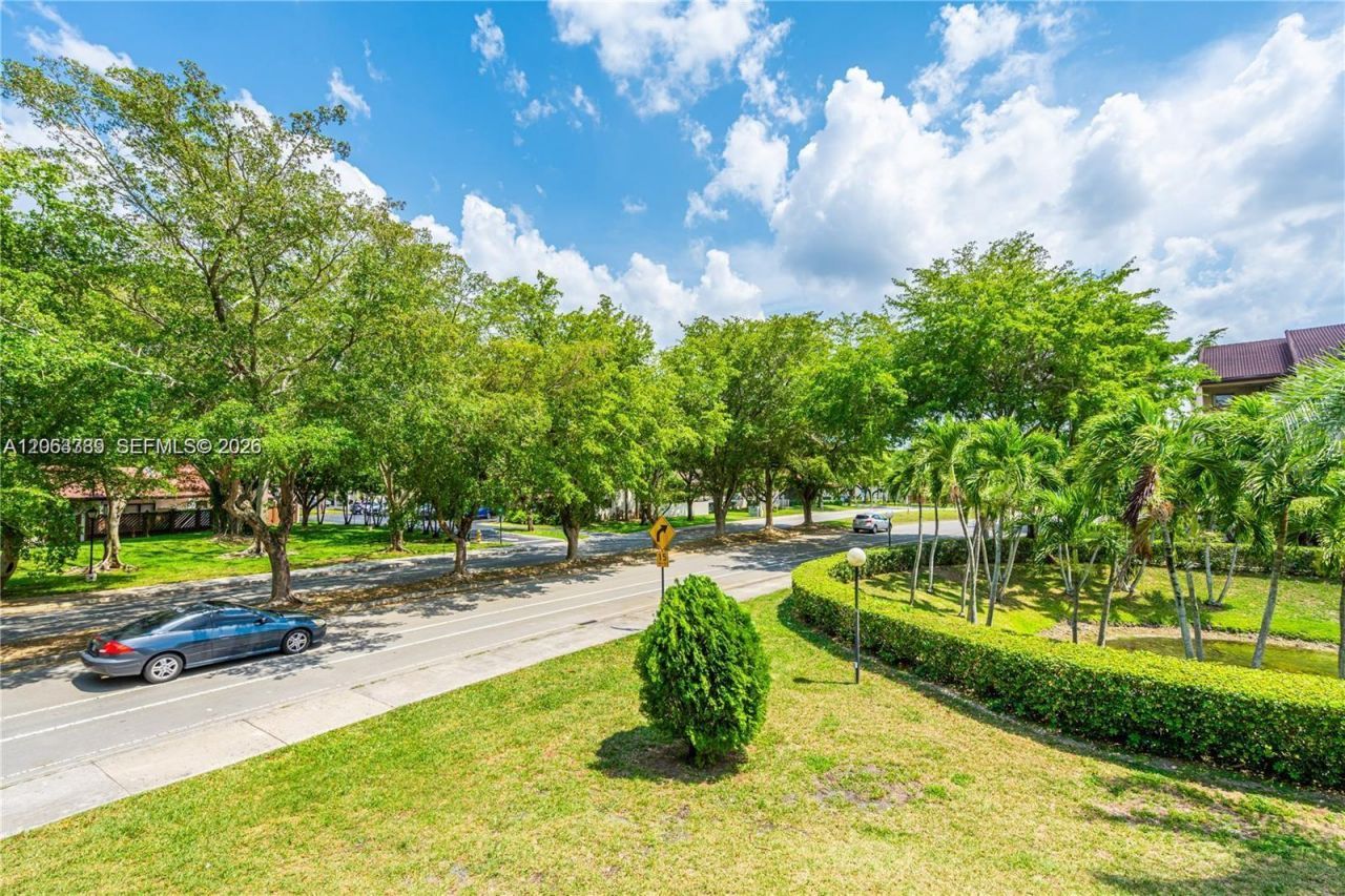 9140 SW 123rd Ct , Unit 203Q, Miami, FL 33186 Photo