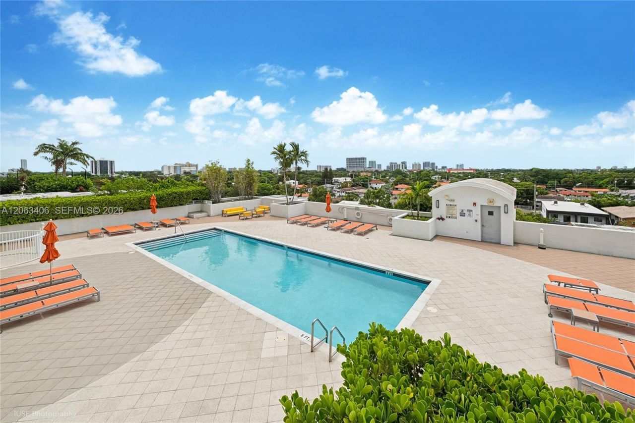 3180 SW 22nd Ter , Unit 601, Miami, FL 33145 Photo