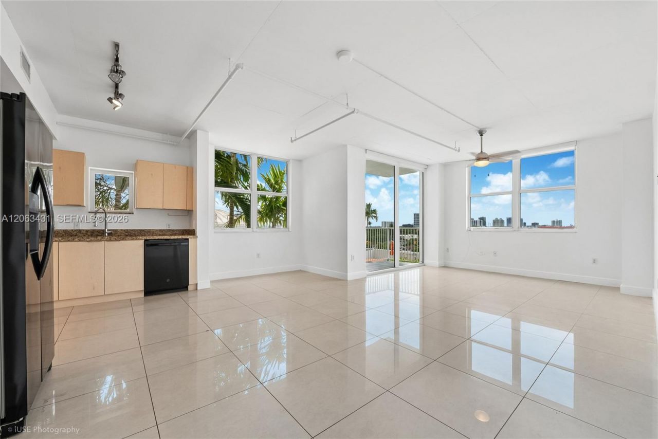 3180 SW 22nd Ter, Unit 601, Miami, FL 33145 Photo