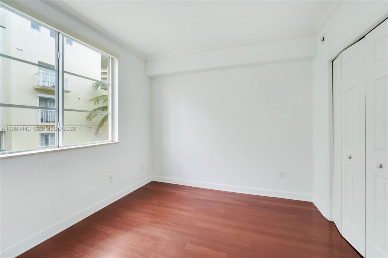 151 Michigan Ave, Unit 525, Miami Beach, FL 33139 Photo