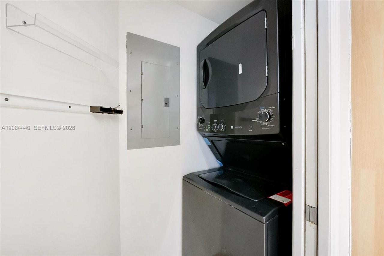 151 Michigan Ave, Unit 525, Miami Beach, FL 33139 Photo