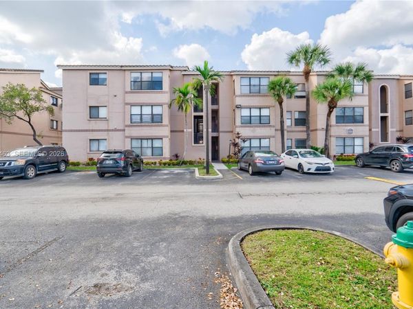2866 S University Dr , Unit 5307, Davie, FL 33328