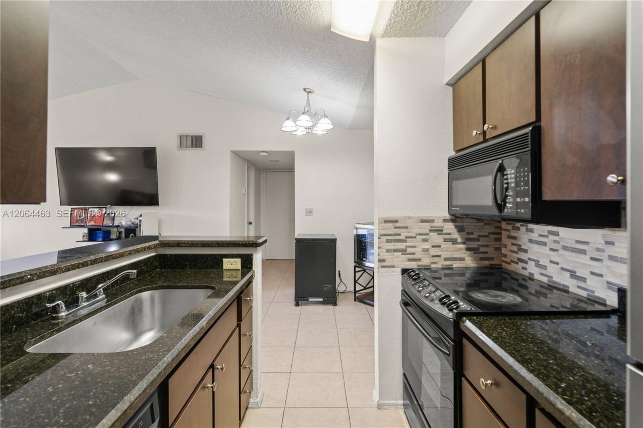 2866 S University Dr , Unit 5307, Davie, FL 33328 Photo