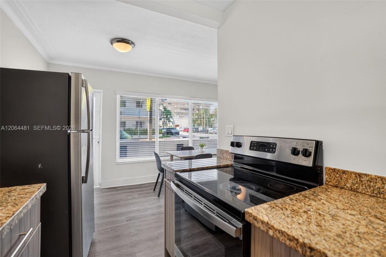 345 85th St , Miami Beach, FL 33141 Photo