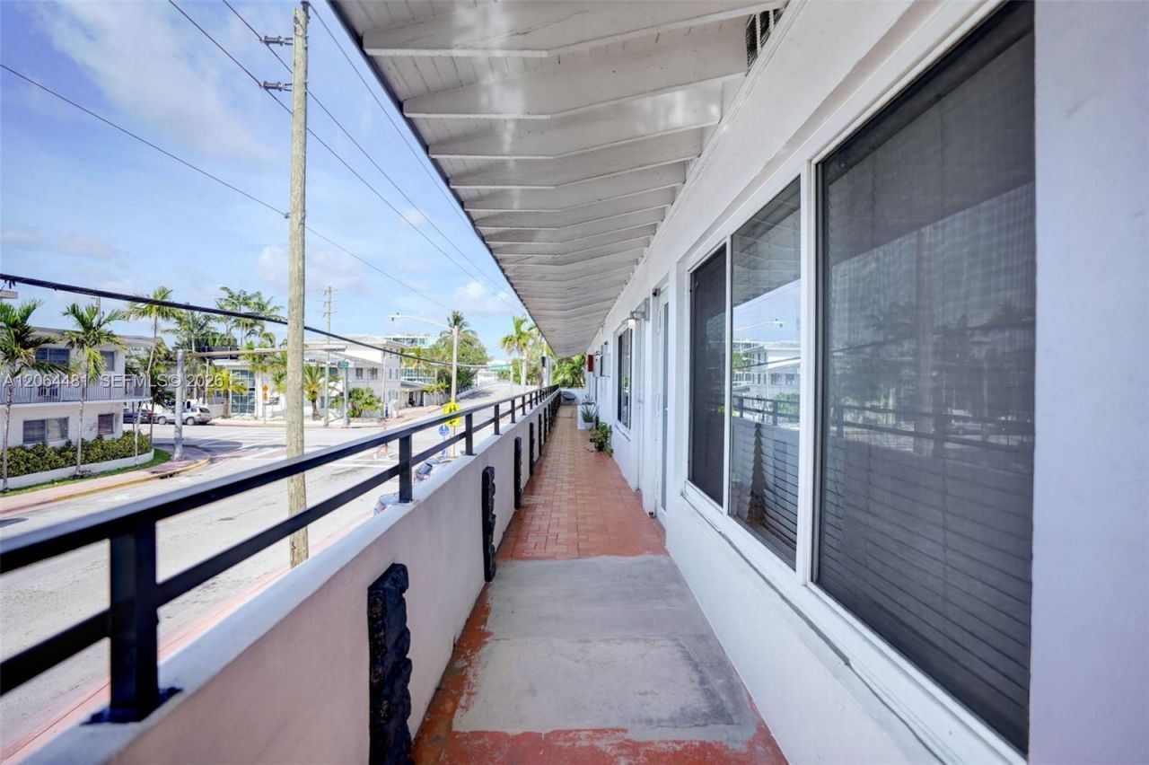 345 85th St , Miami Beach, FL 33141 Photo
