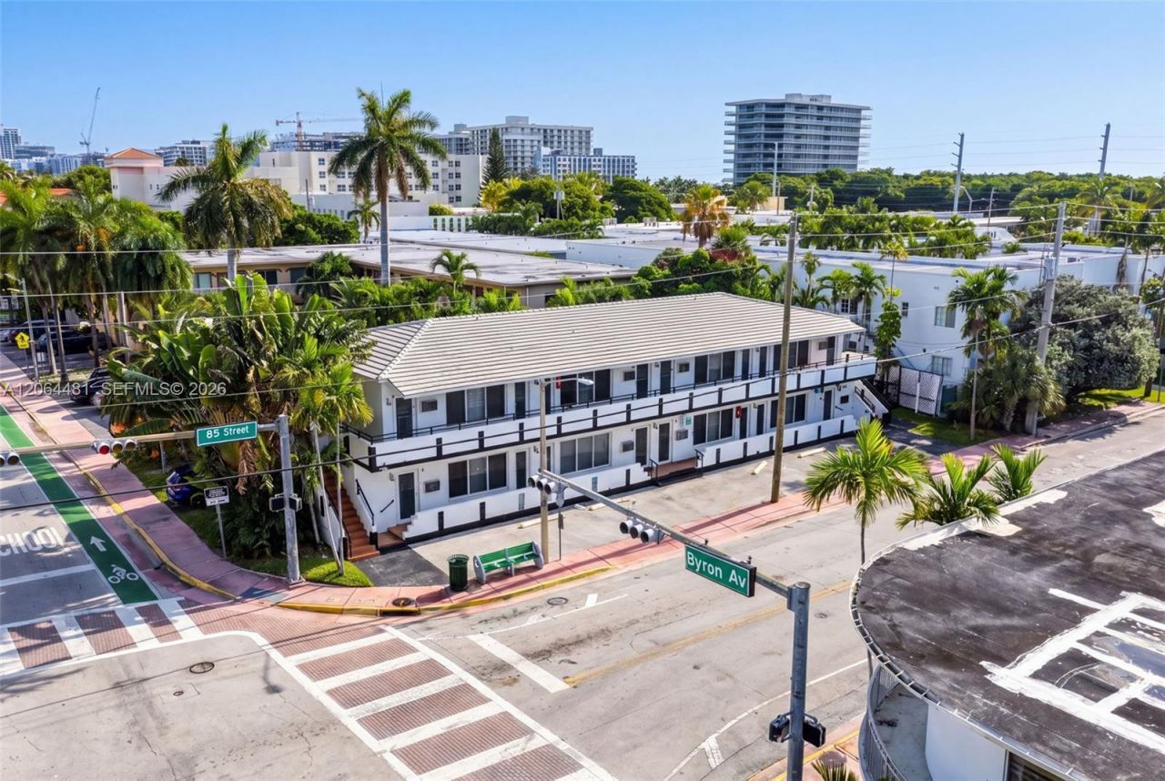 345 85th St , Miami Beach, FL 33141 Photo