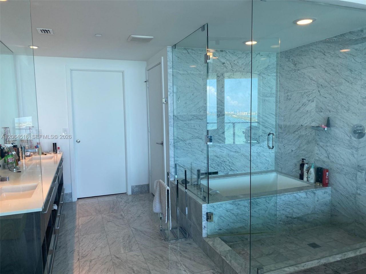 3131 NE 7th Ave, Unit 2603, Miami, FL 33137 Photo