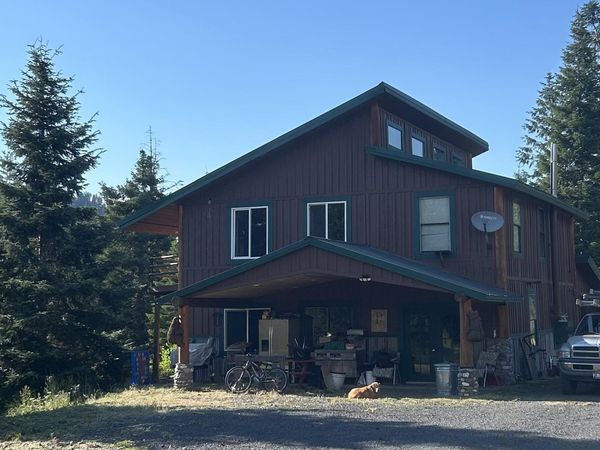 104 Woodland DR, St. Maries, ID 83861