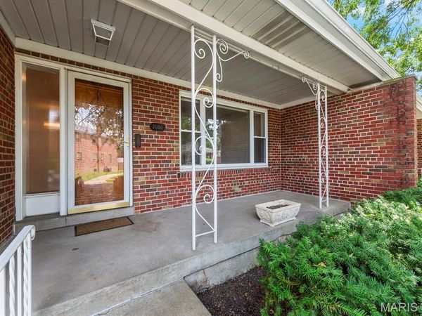 7000 Clifton Avenue , St Louis, MO 63109