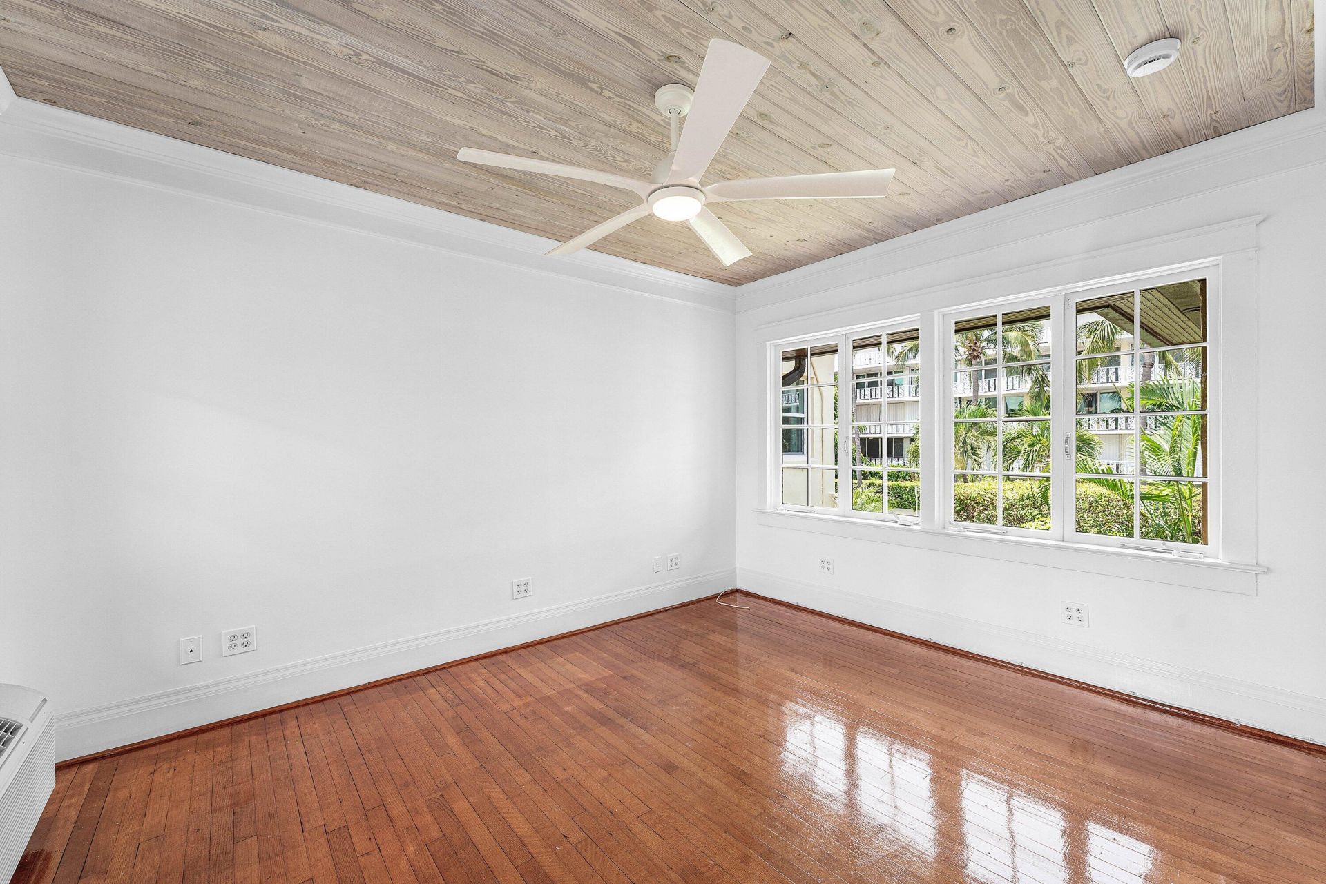 232 Australian Avenue, Unit 3, Palm Beach, FL 33480 Photo