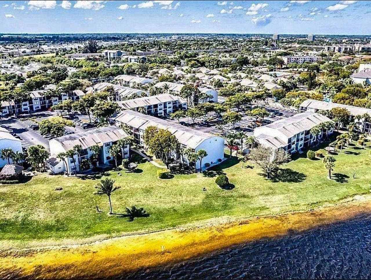 708 Executive Center Drive, Unit 12, West Palm Beach, FL 33401 Photo