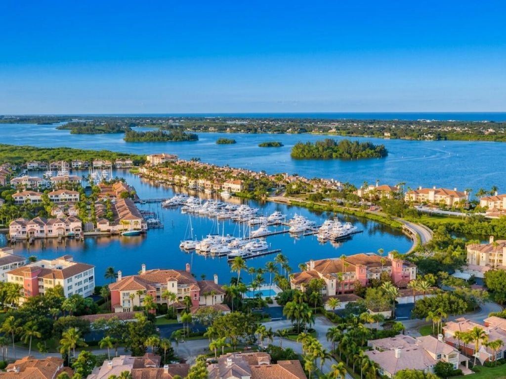 4832 S Harbor Drive, Vero Beach, FL 32967 Photo