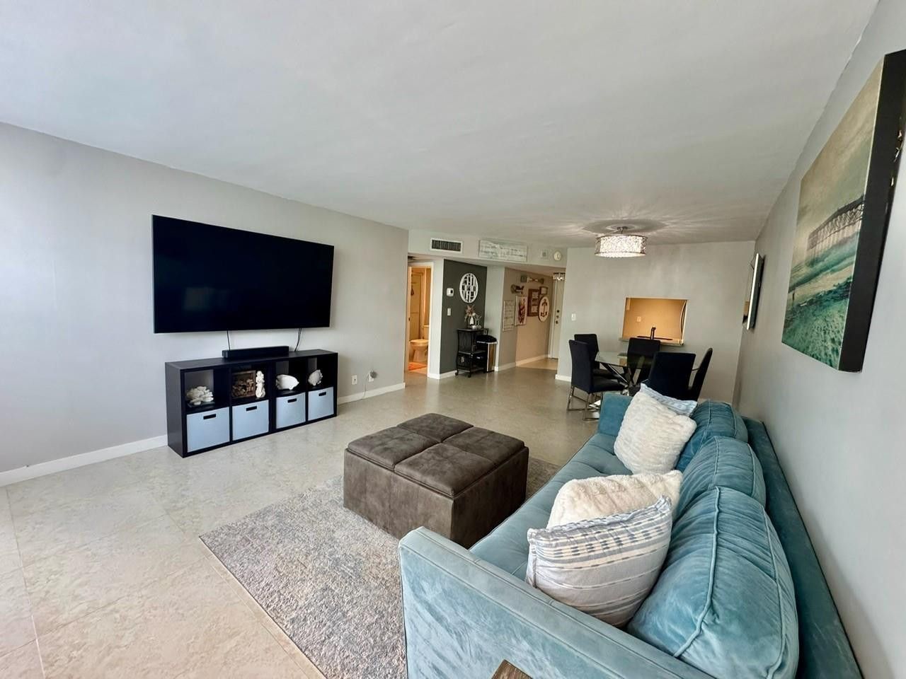 1160 N Federal Highway, Unit 315, Fort Lauderdale, FL 33304 Photo