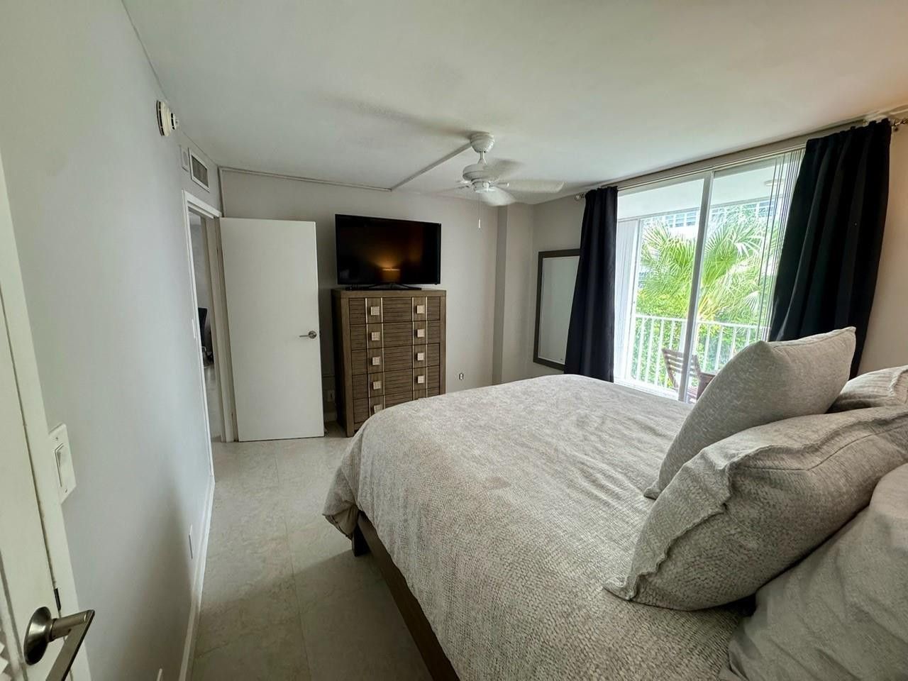 1160 N Federal Highway, Unit 315, Fort Lauderdale, FL 33304 Photo
