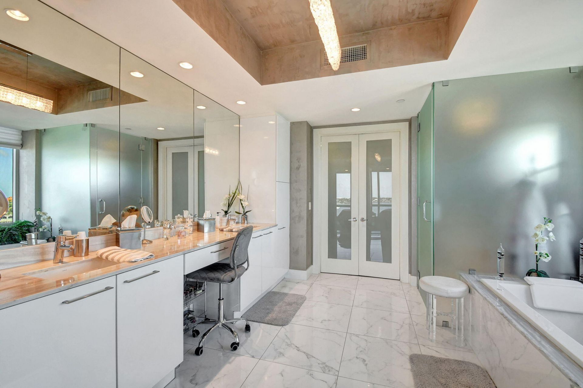 2 Water Club Way, Unit 601, North Palm Beach, FL 33408 Photo