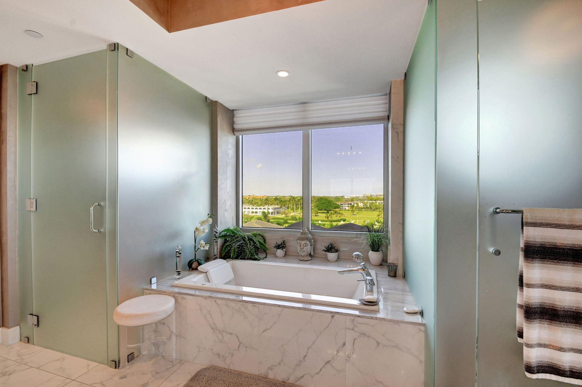 2 Water Club Way, Unit 601, North Palm Beach, FL 33408 Photo