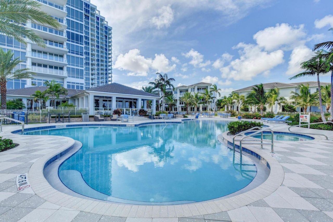 2 Water Club Way, Unit 601, North Palm Beach, FL 33408 Photo
