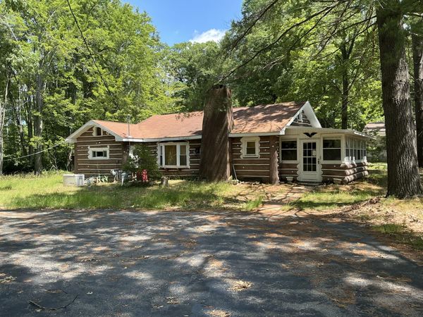 9455 County Road 487, Atlanta, MI 49709