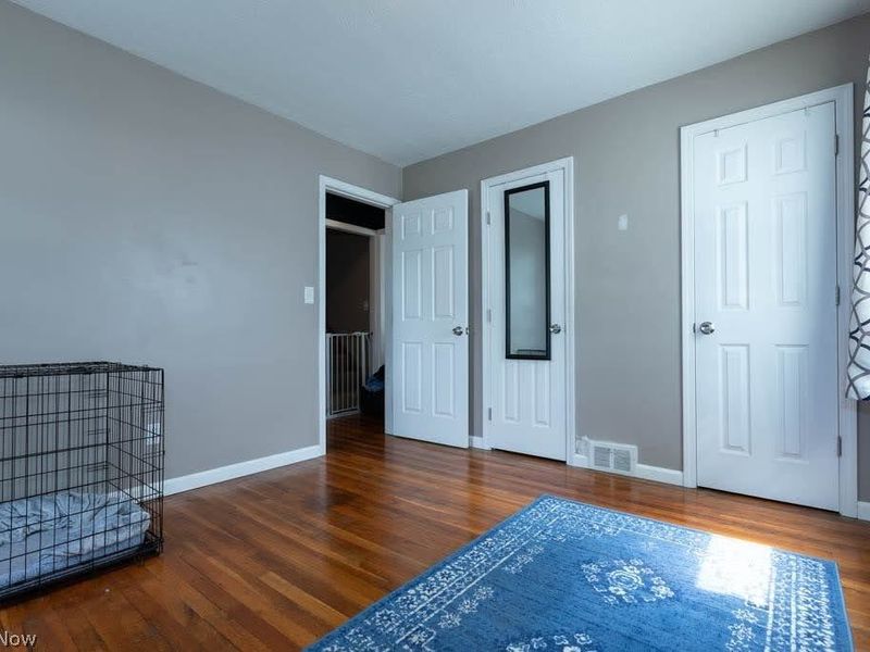 472 E 329th Street, Willowick, OH 44095 Photo 12