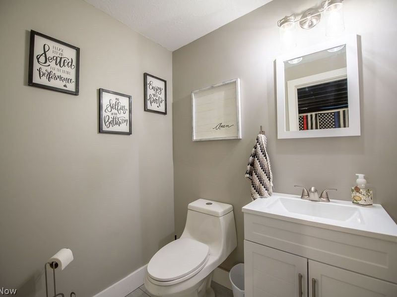 2491 Queensbury Road, Alliance, OH 44601 Photo 46