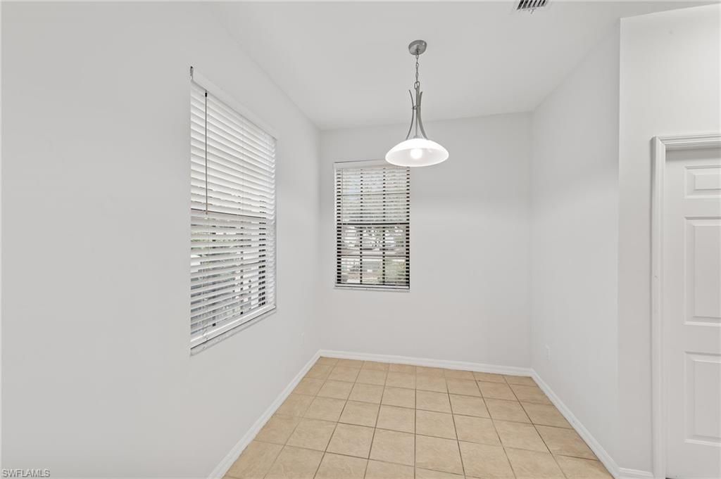14764 Pinnacle Pl , Unit 65, Naples, FL 34119 Photo