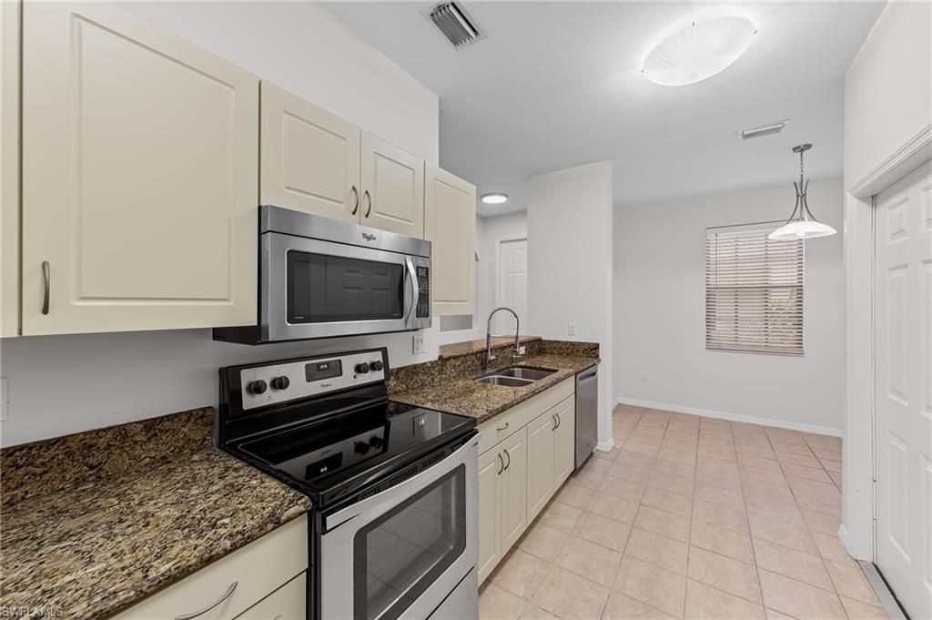14764 Pinnacle Pl , Unit 65, Naples, FL 34119 Photo